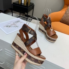 Louis Vuitton Sandals